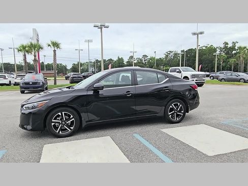Used 2025 Nissan Sentra SV w/ All-Weather Package FWD image 25