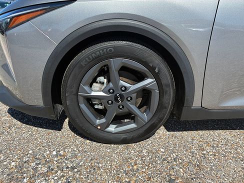 Used 2025 Kia K4 LXS image 23