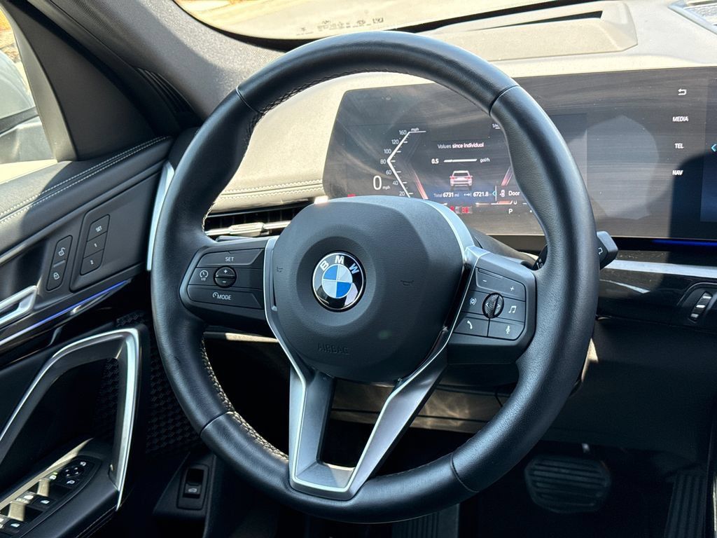 Used 2026 BMW X1 xDrive28i w/ Technology Package AWD/4WD image 21