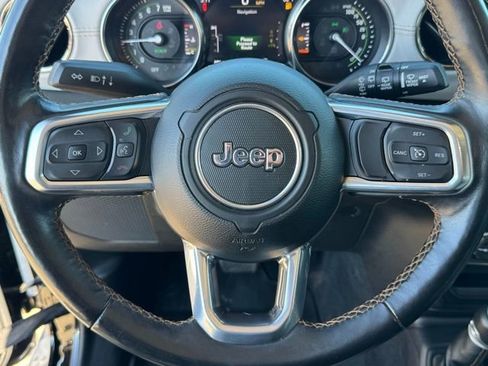 Used 2021 Jeep Wrangler Unlimited Sahara image 16