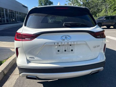 Used 2022 INFINITI QX50 Luxe w/ Appearance Package AWD/4WD image 6