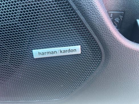 Used 2015 Subaru Legacy 3.6R Limited image 27