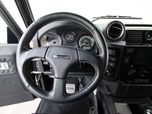 Used 1992 Land Rover Defender 110 image 39