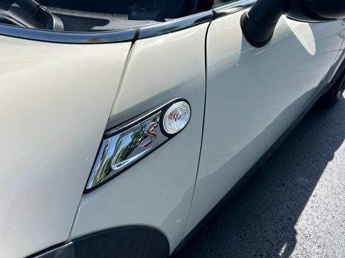 Used 2013 MINI Cooper Clubman S FWD image 4