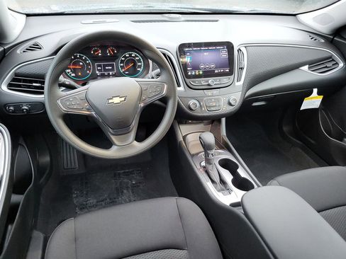 New 2025 Chevrolet Malibu LS w/ LPO, Floor Liner Package FWD image 19
