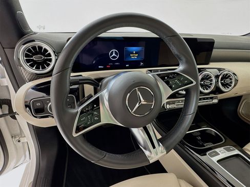 Certified 2025 Mercedes-Benz CLA 250 image 12