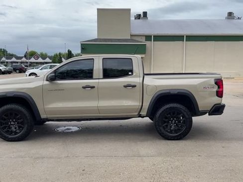 Used 2024 Chevrolet Colorado Trail Boss AWD/4WD image 5