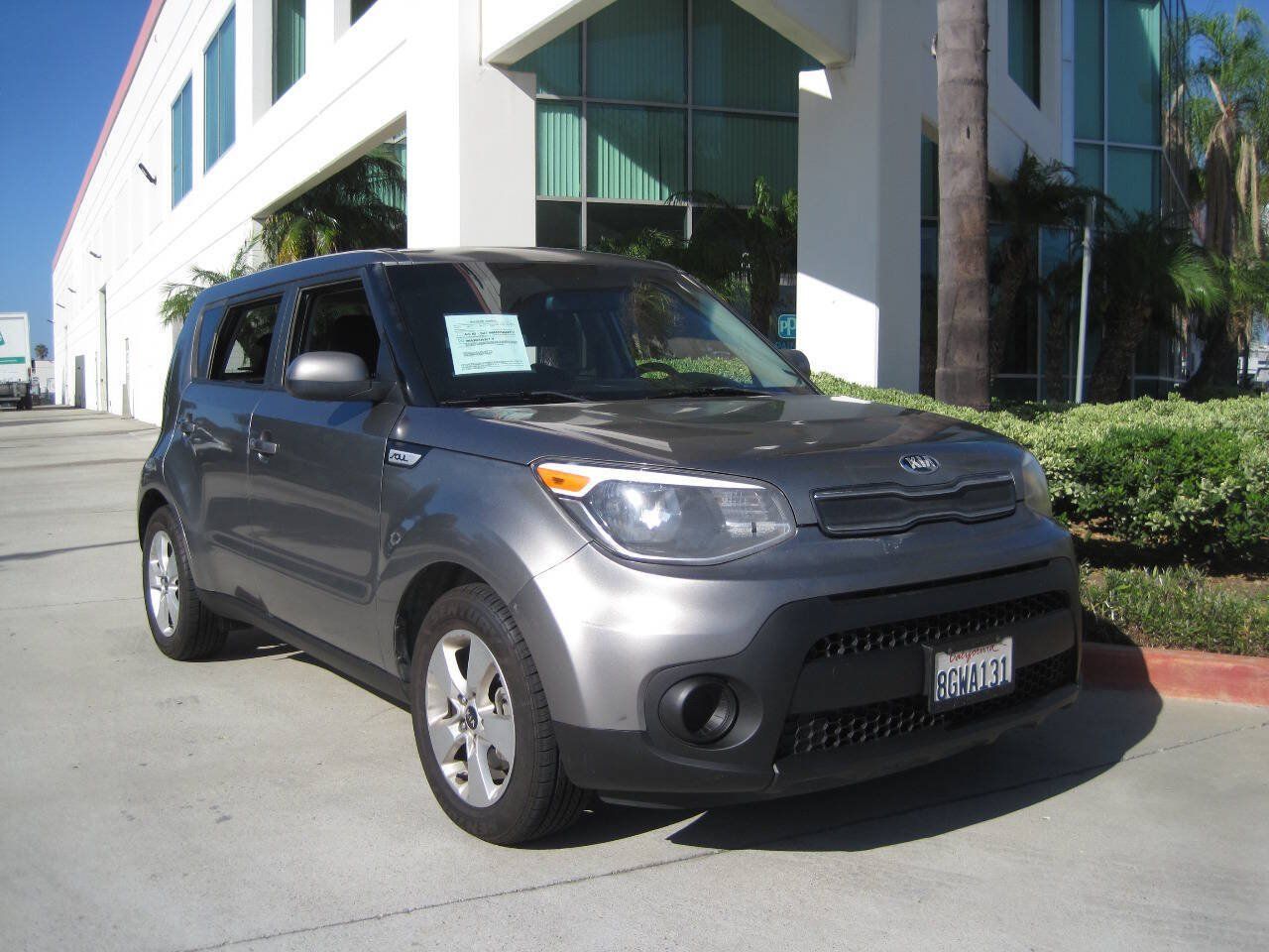 Used 2019 Kia Soul FWD image 2