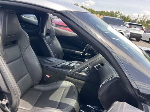 Used 2018 Chevrolet Corvette Stingray Coupe w/ Carbon Flash Badge Package RWD image 26