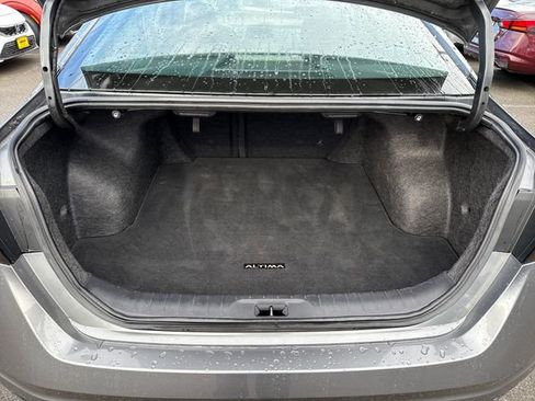 Used 2023 Nissan Altima 2.5 SV image 13