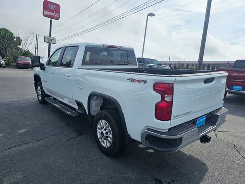 Used 2025 Chevrolet Silverado 2500 LT w/ Convenience Package AWD/4WD image 6