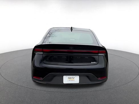 Used 2025 Toyota Prius LE image 7