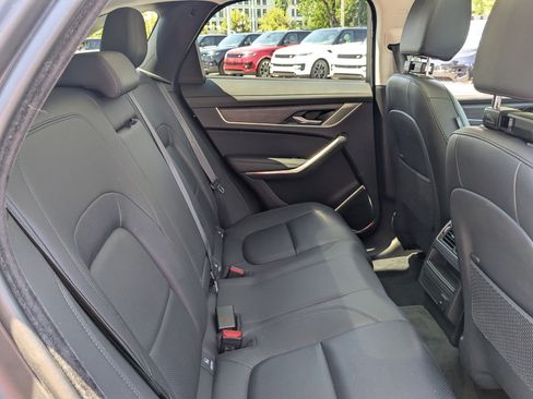 Used 2022 Jaguar F-PACE S AWD/4WD image 35