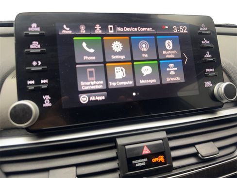 Used 2018 Honda Accord EX image 60