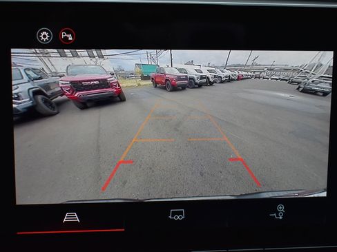 New 2026 GMC Canyon Elevation w/ Convenience Package image 24