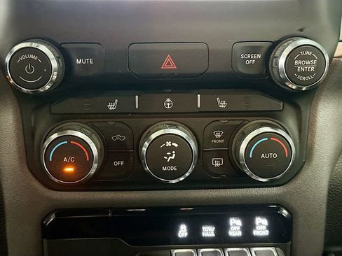 Used 2021 RAM 1500 Big Horn image 16