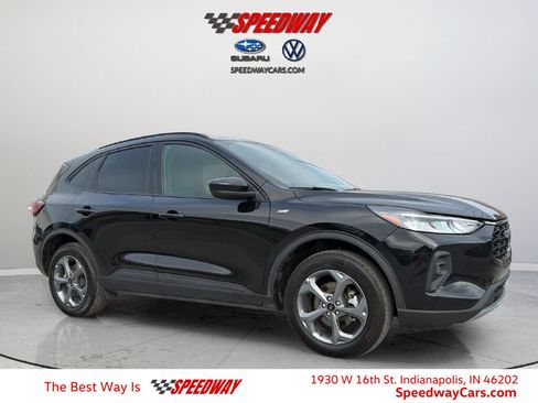 Used 2025 Ford Escape ST-Line Select AWD/4WD image 1
