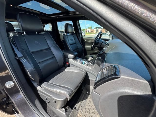 Used 2020 Jeep Grand Cherokee Overland AWD/4WD image 11