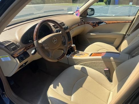 Used 2007 Mercedes-Benz E 320 BlueTEC Sedan image 17