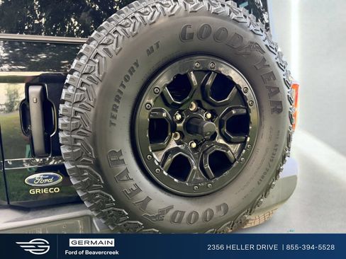 Used 2023 Ford Bronco Wildtrak AWD/4WD image 12