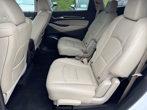 Used 2020 Buick Enclave Premium w/ Surround and Sites Package AWD/4WD image 8