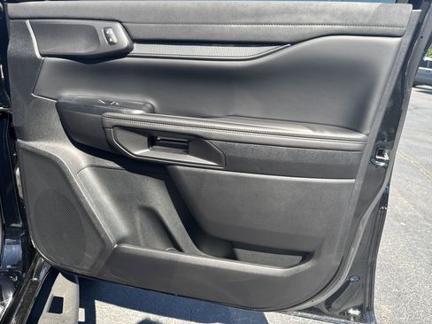 Certified 2025 Ford Ranger Raptor AWD/4WD image 17