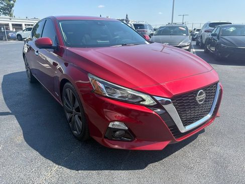 Used 2019 Nissan Altima 2.0 Edition One FWD image 7