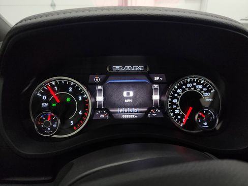 Used 2021 RAM 3500 Laramie image 10