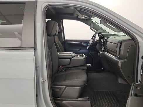 Used 2024 Chevrolet Silverado 1500 LT AWD/4WD image 27