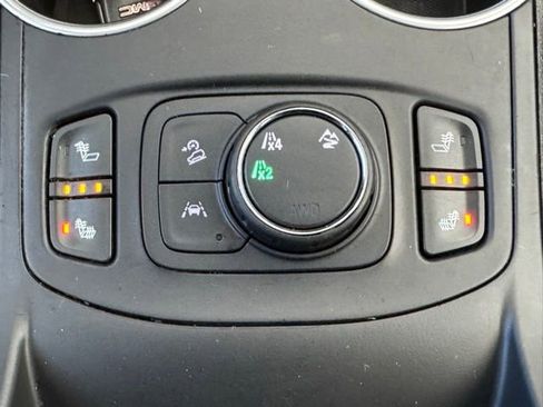 Used 2020 GMC Terrain SLT image 23