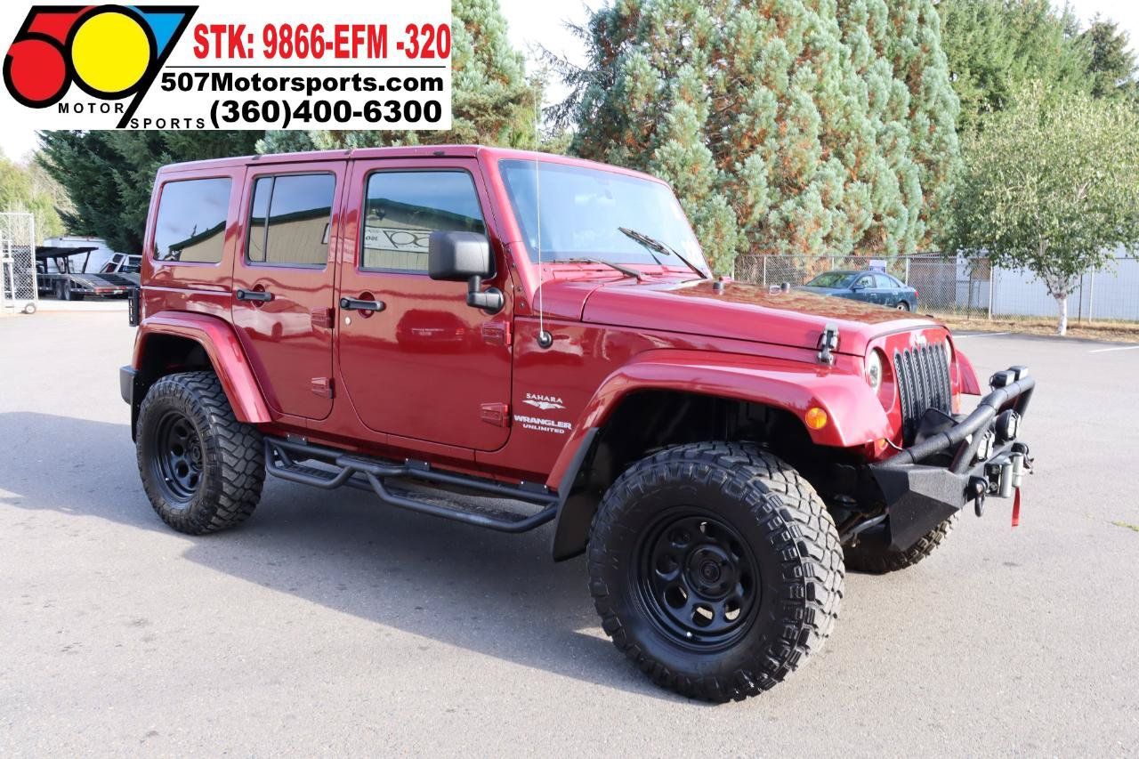 Used 2012 Jeep Wrangler Unlimited Sahara w/ Connectivity Group AWD/4WD image 9