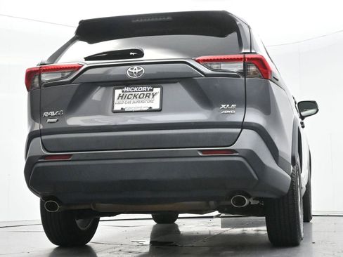 Used 2022 Toyota RAV4 XLE AWD/4WD image 46