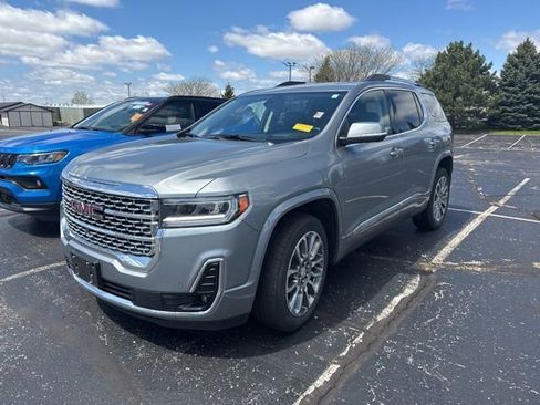 Used 2023 GMC Acadia Denali w/ Denali Ultimate Package AWD/4WD image 5