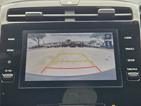 Certified 2024 Hyundai Santa Cruz SEL FWD image 17