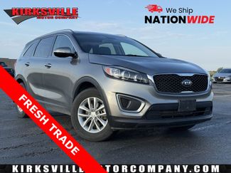 Used 2016 Kia Sorento LX w/ LX Convenience Package image 1