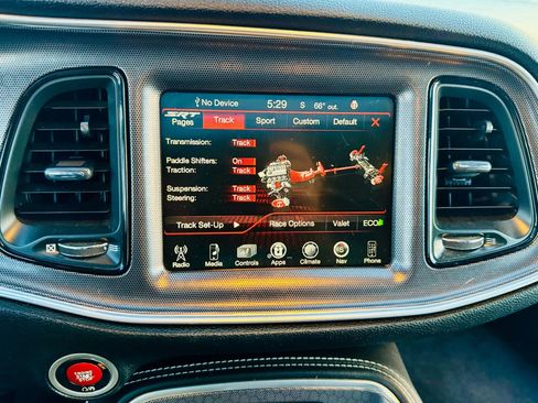 Used 2016 Dodge Challenger SRT w/ Technology Group image 43