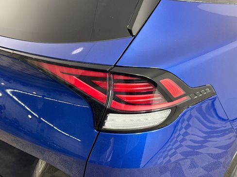 Used 2023 Kia Sportage SX image 34