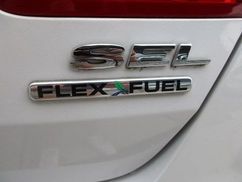 Used 2014 Ford Taurus SEL w/ Equipment Group 201A FWD image 8