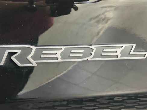 Used 2025 RAM 1500 Rebel w/ G/T Package AWD/4WD image 39
