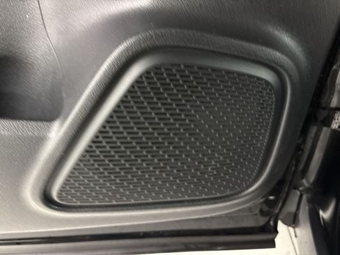 Certified 2021 Mercedes-Benz GLB 250 image 20