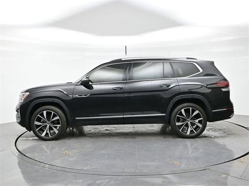 Used 2024 Volkswagen Atlas SEL Premium R-Line image 4