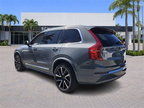 Certified 2023 Volvo XC90 B6 Plus image 5