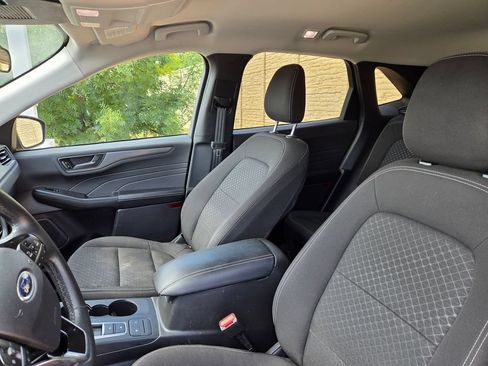 Used 2024 Ford Escape Active AWD/4WD image 6