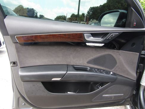 Used 2016 Audi A8 L 4.0T w/ Driver Assistance Package image 20