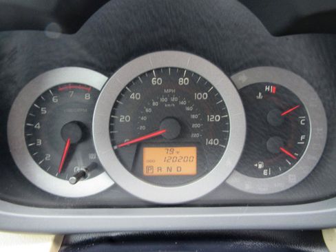 Used 2012 Toyota RAV4 4WD w/ Value Pkg image 16