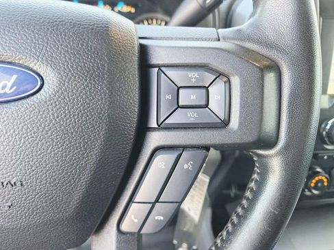 Used 2017 Ford F150 XLT w/ Equipment Group 302A Luxury image 20