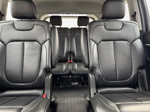 Used 2021 Jeep Grand Cherokee L Limited image 16