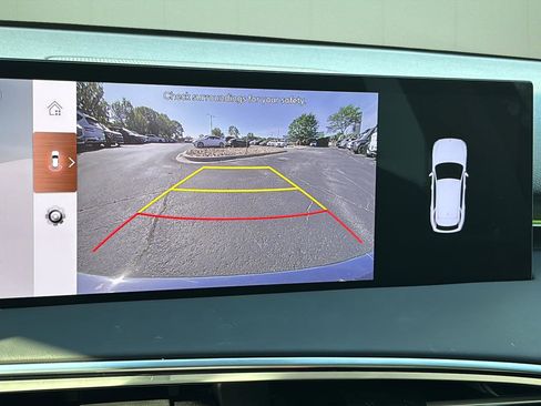 Certified 2026 Genesis GV70 2.5T AWD/4WD image 27