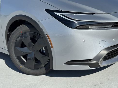 New 2026 Toyota Prius Plug-In Hybrid image 10