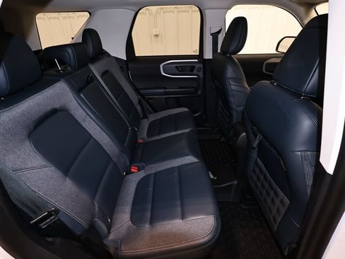 Certified 2022 Ford Bronco Sport Outer Banks w/ Tech Package AWD/4WD image 18
